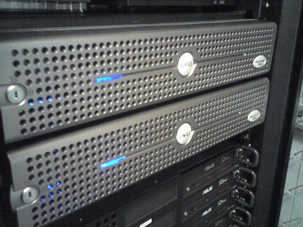 Dell PowerEdge · 機架伺服器參考